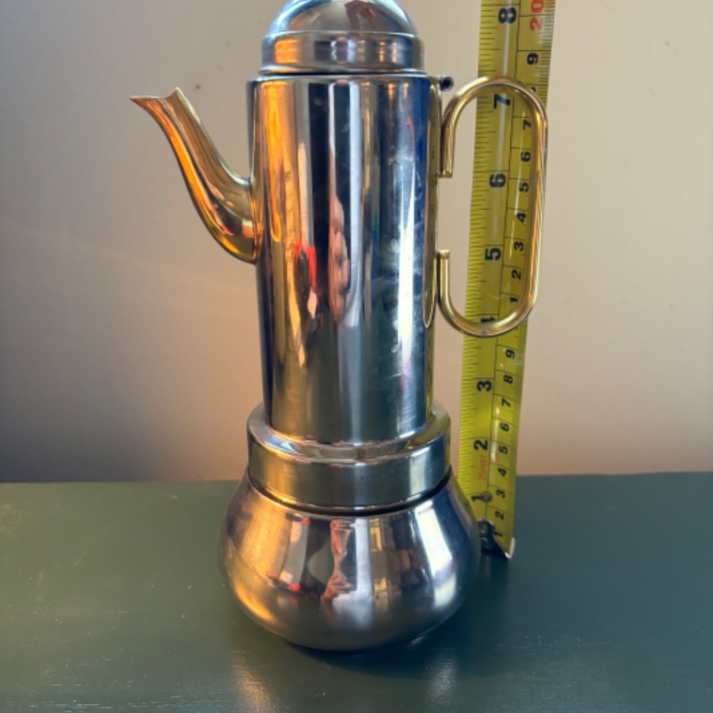 24 Karat gold plated 18/10 Stainless Steel Espresso Maker (Made in Italy) - Picture 4 of 15